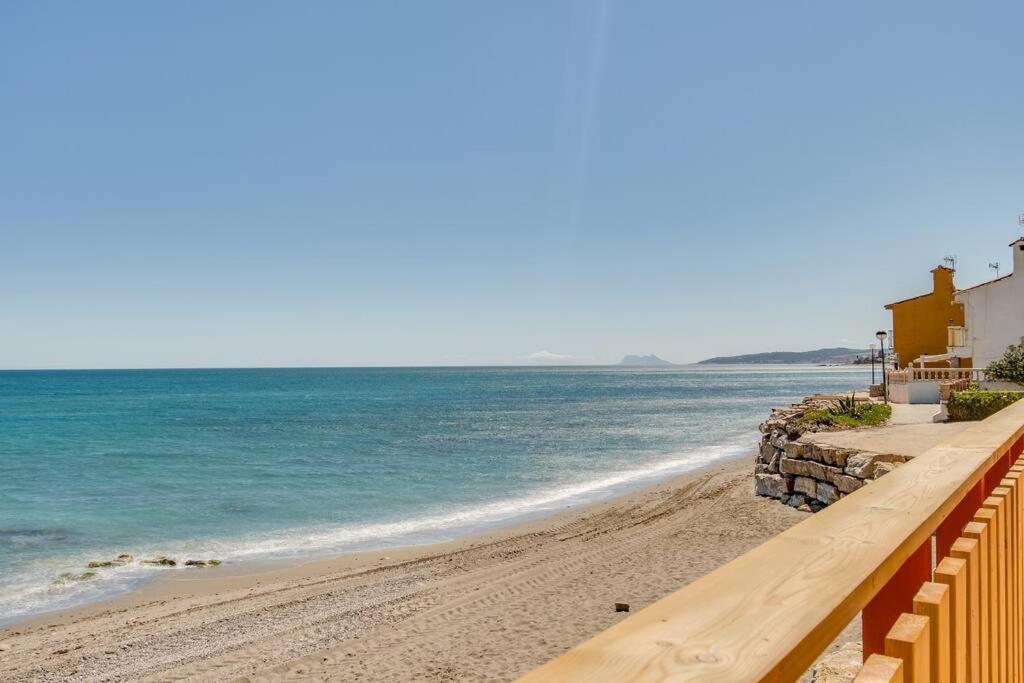 Beachfront Townhouse Estepona Exterior foto