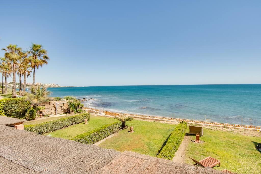 Beachfront Townhouse Estepona Exterior foto