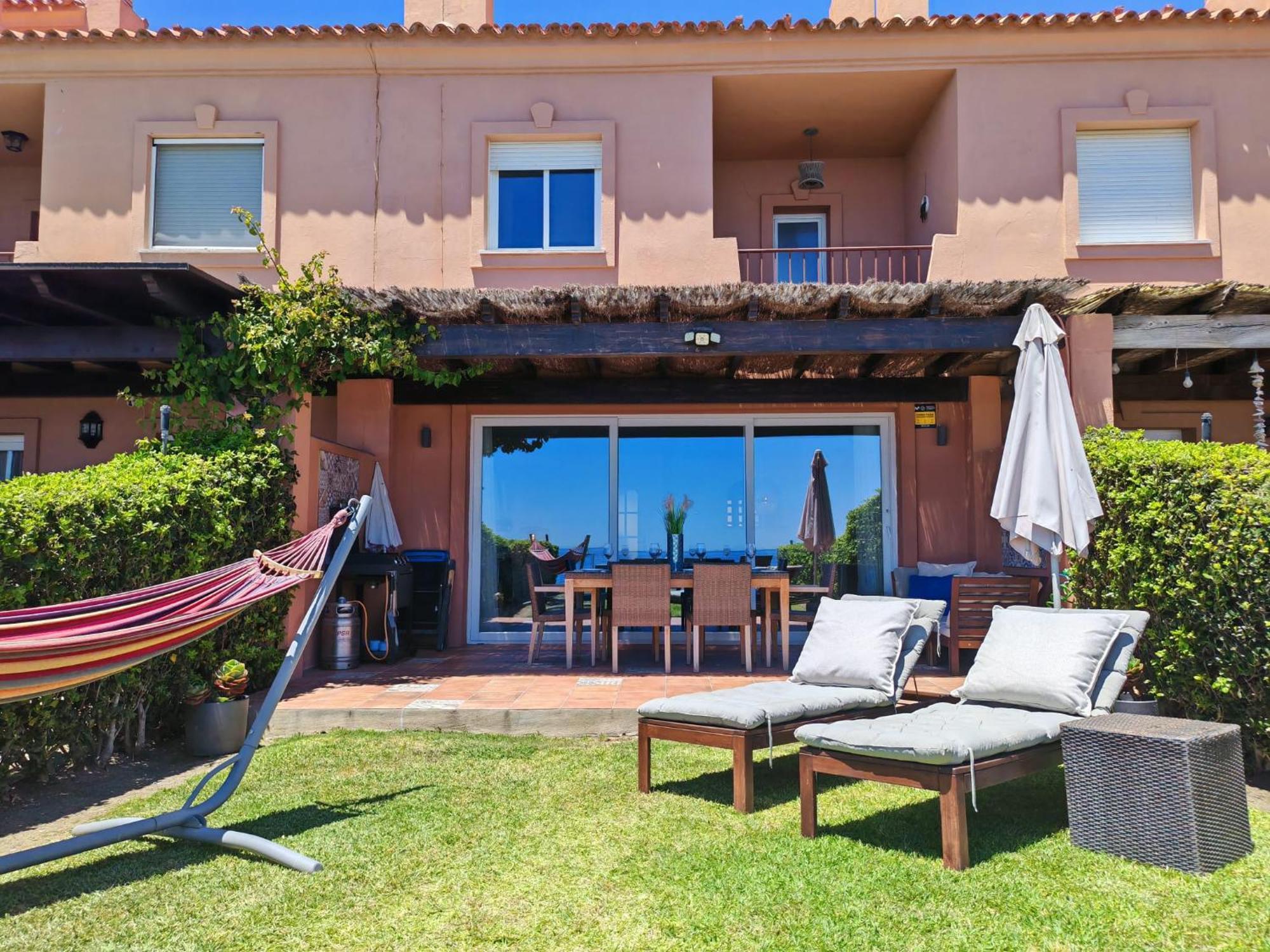 Beachfront Townhouse Estepona Exterior foto