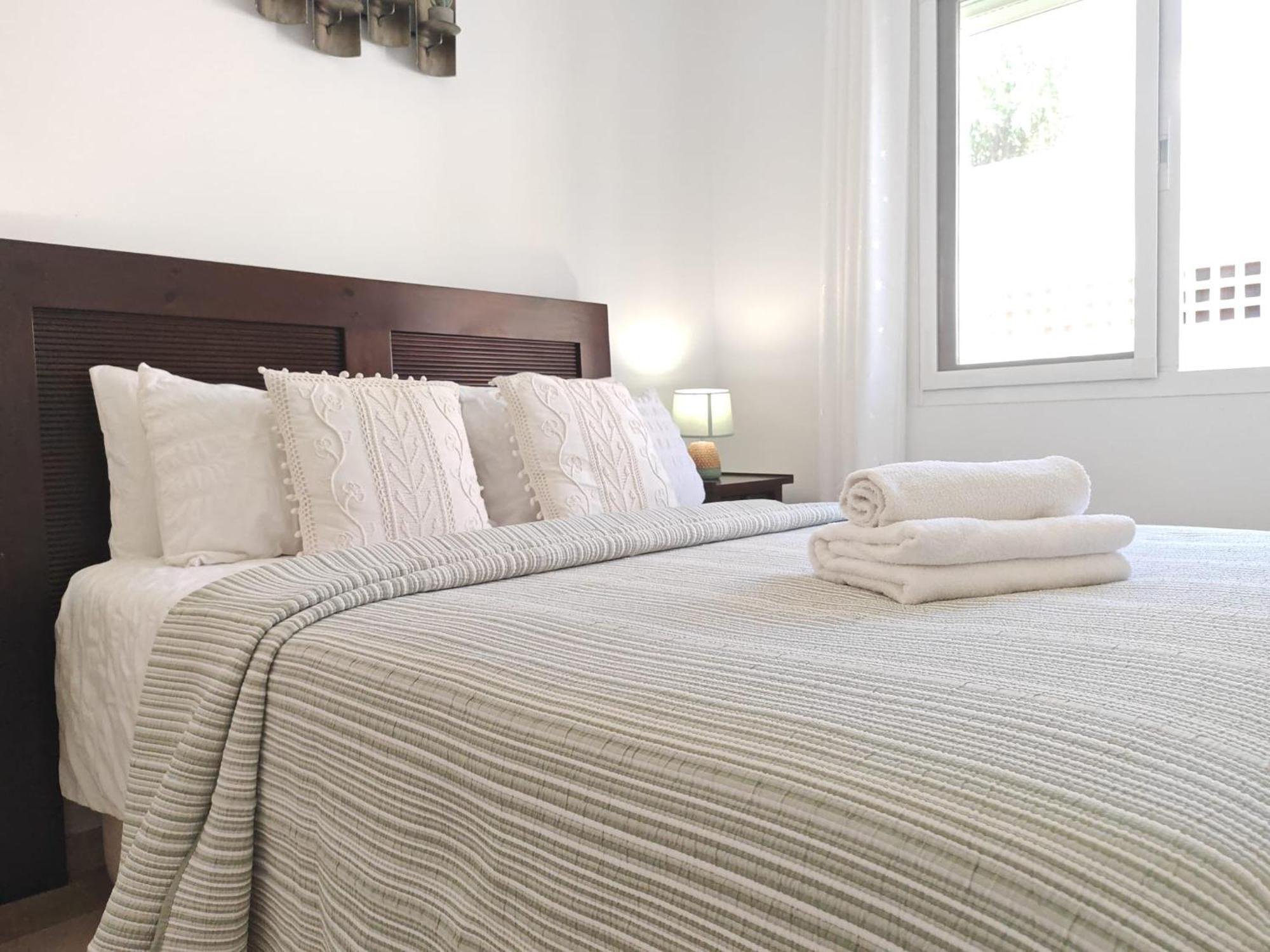 Beachfront Townhouse Estepona Exterior foto