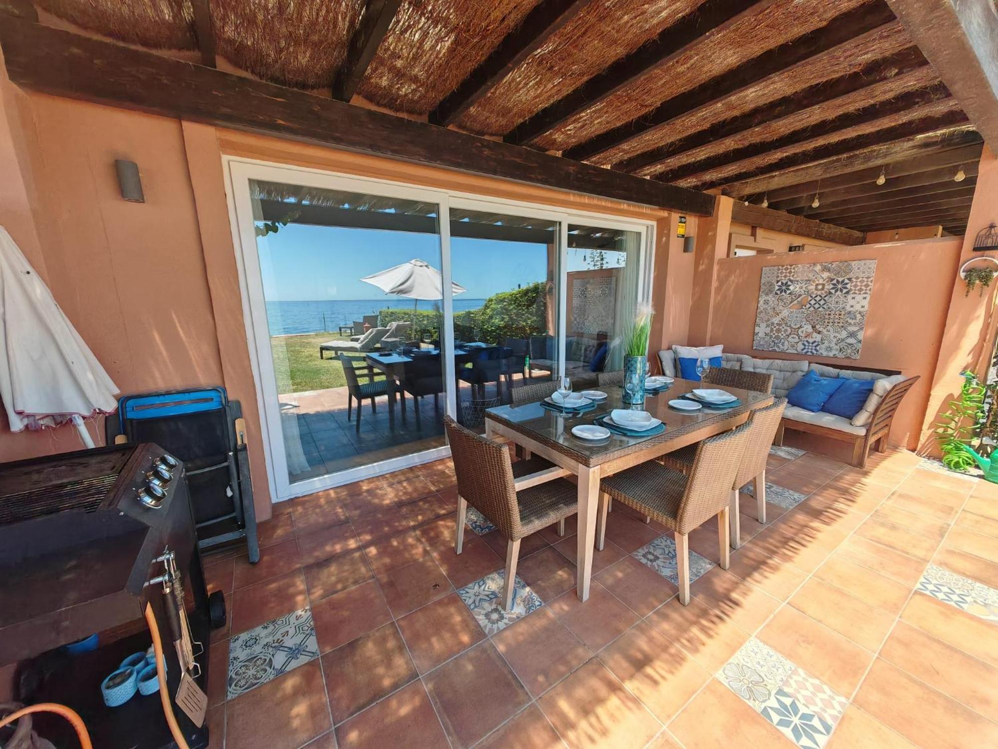 Beachfront Townhouse Estepona Exterior foto